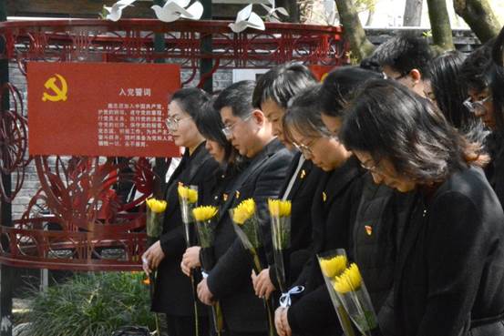 6d27a10b37aab42309cd085c7b863bd